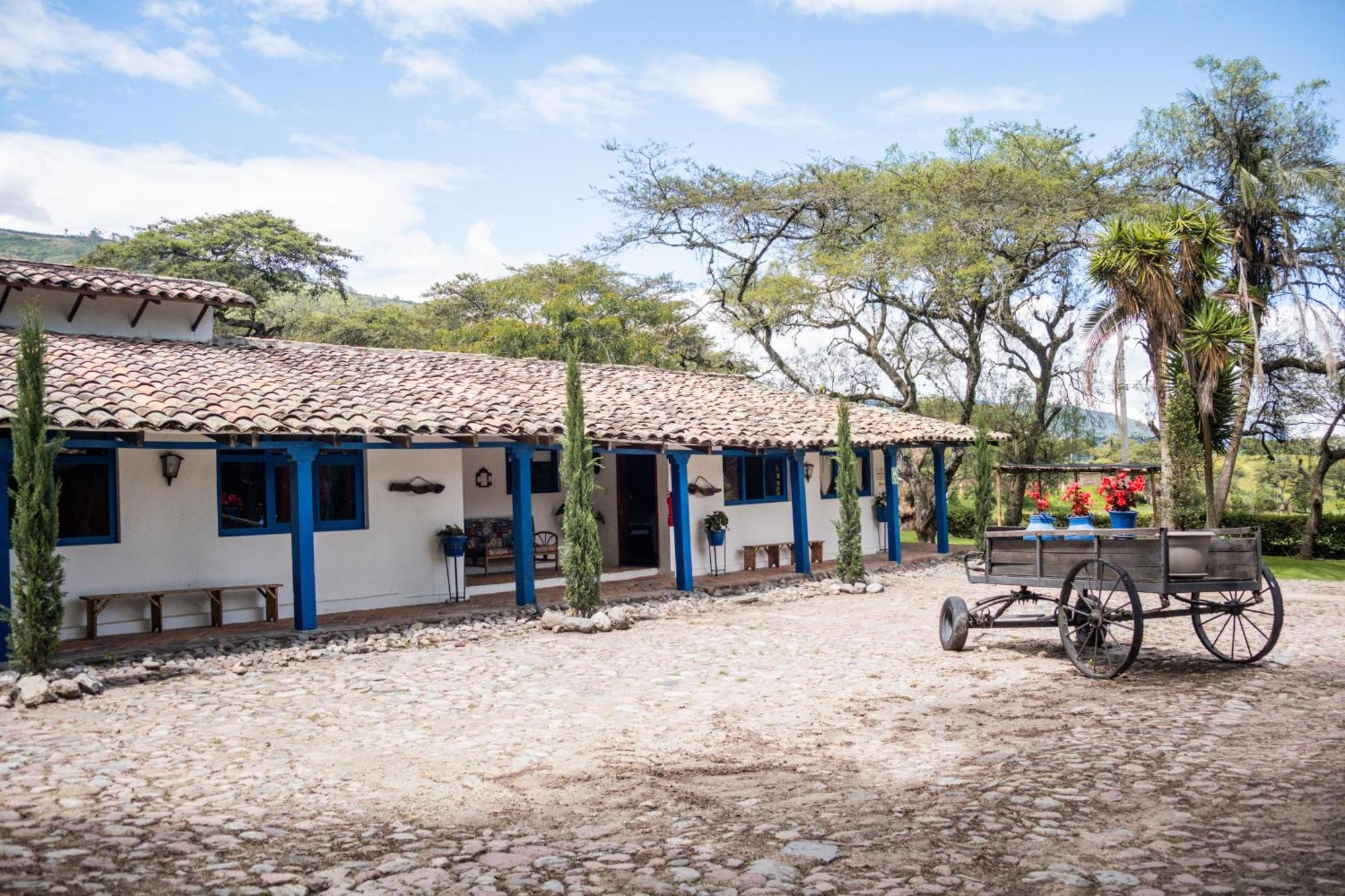 Hacienda San Francisco Hotel Tumbabiro Ngoại thất bức ảnh